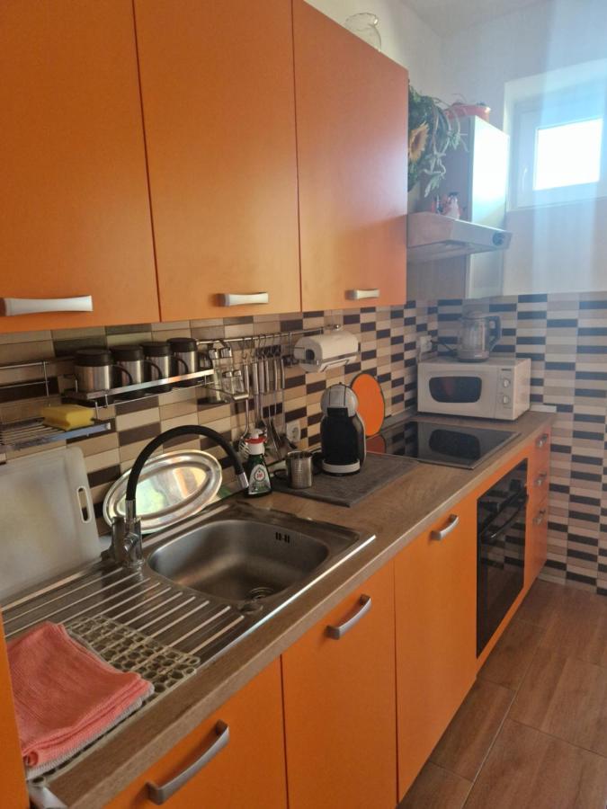 Vera Apartment Kampor Extérieur photo