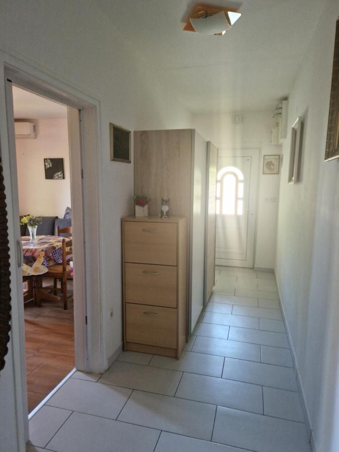 Vera Apartment Kampor Extérieur photo