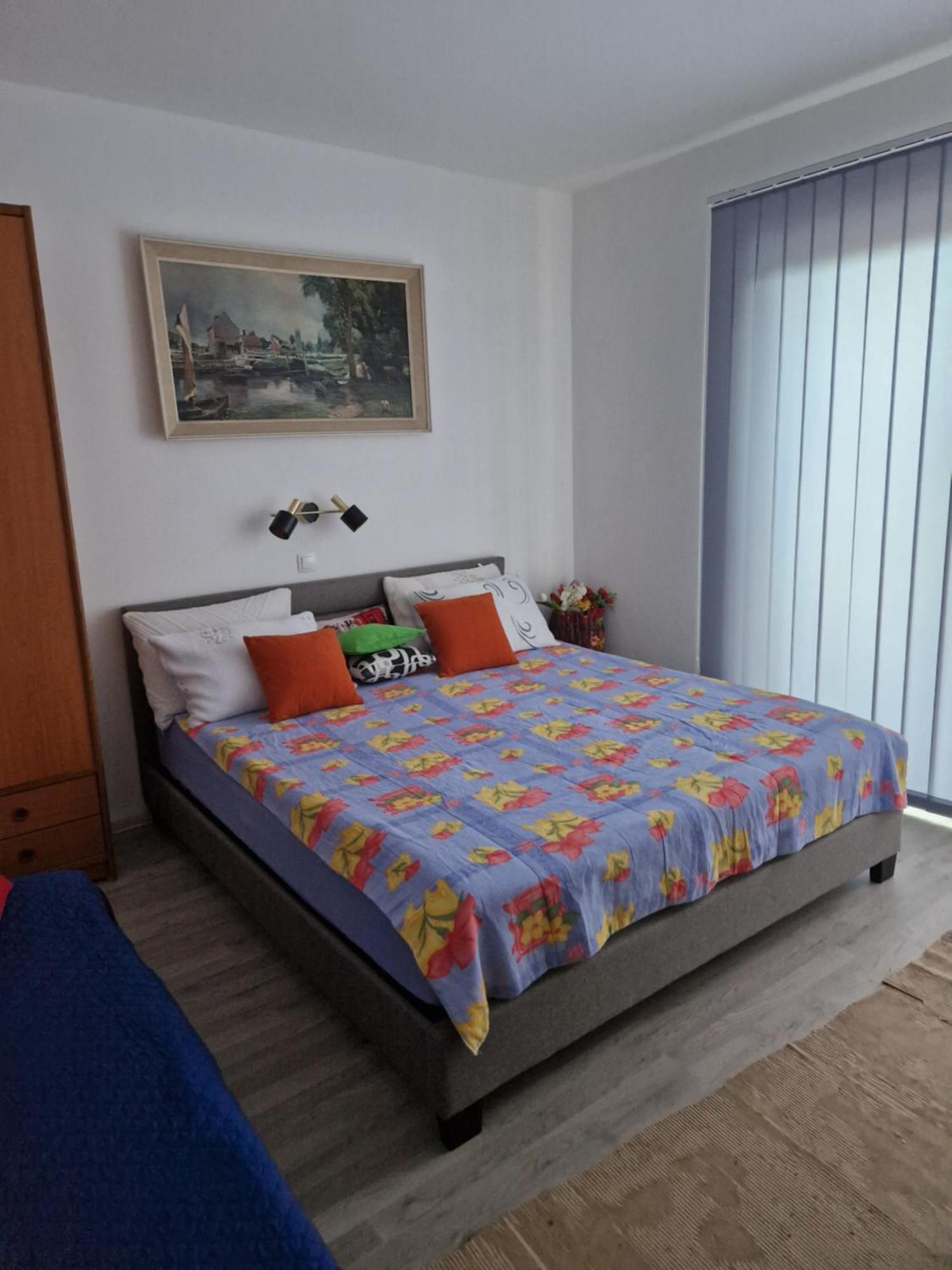 Vera Apartment Kampor Extérieur photo